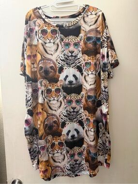 Secret Treasures Animal Sunglasses Sleep Shirt L/XL Sloth Panda Tiger Lounge Te